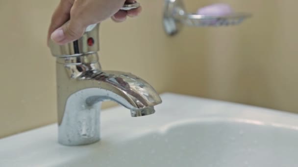 3 dicas para economizar água fácil e simples